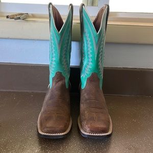 Women’s size 7B chocolate brown and turquoise Ariat Boots